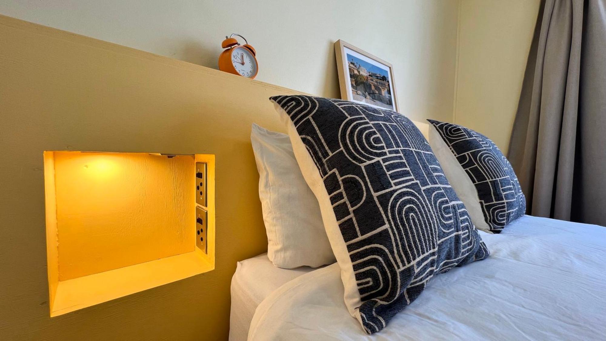 Long Street Backpackers (Adults Only) Hostel Кейптаун Екстериор снимка